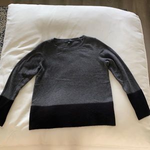 Ann Taylor L Sweater